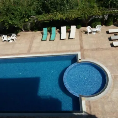 Διαμέρισμα Persani 3 *